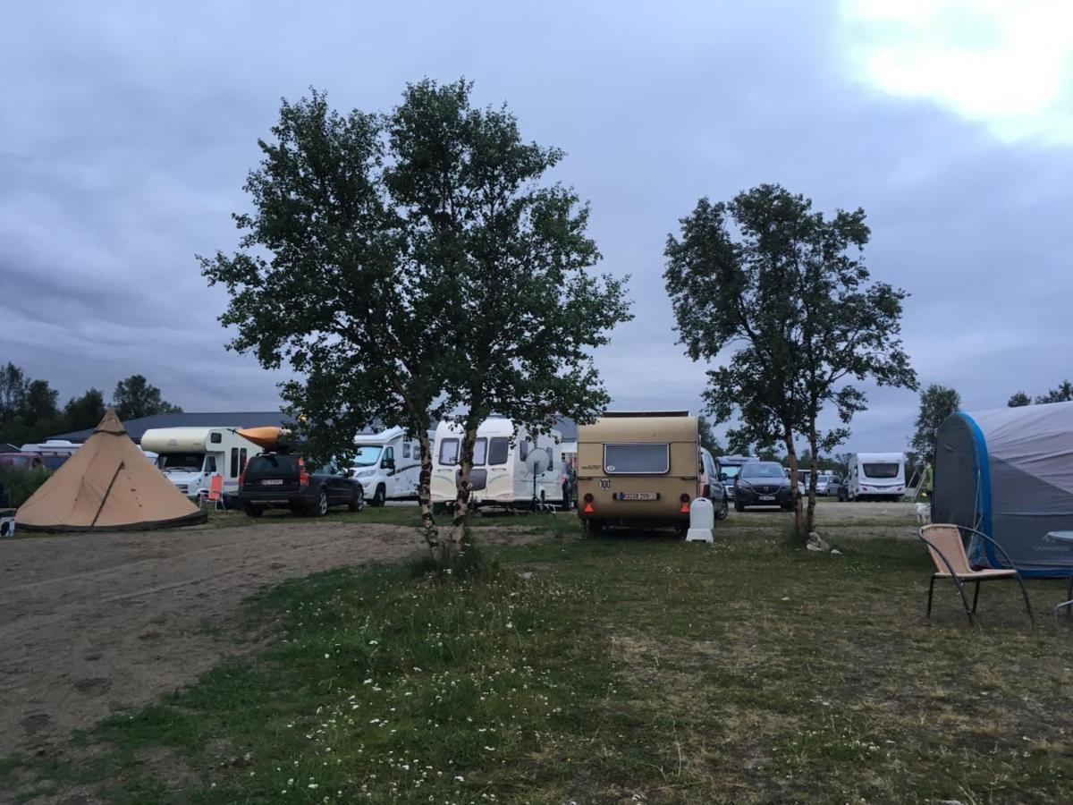 Fjordutsikten Motell & Camping As Lakselv Exterior foto